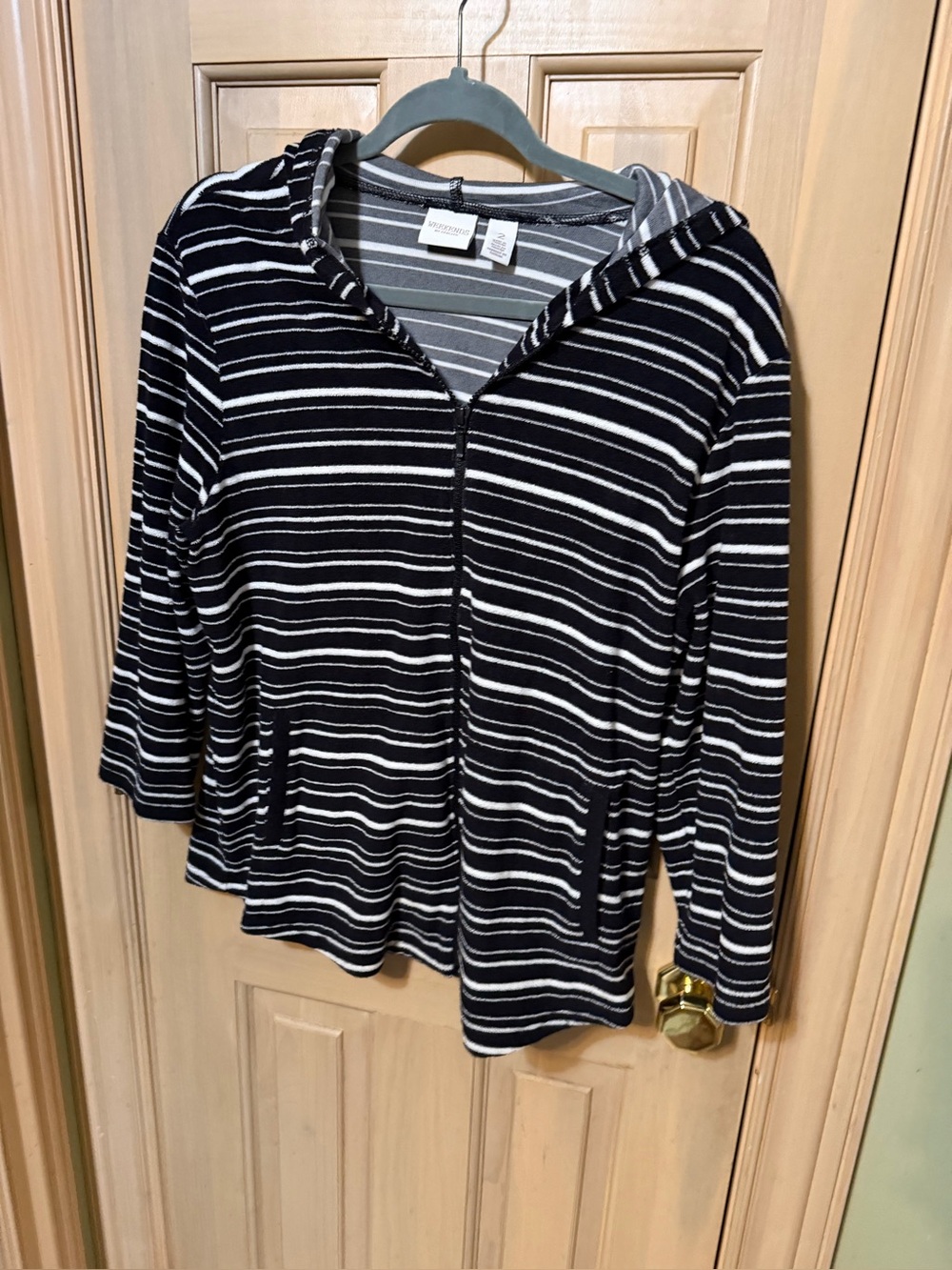Misses sz 12 Chicos sz 2 Full zip Terry Weekender Jacket hoodie black and white